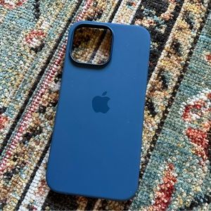 Authentic iPhone 14 pro max apple case